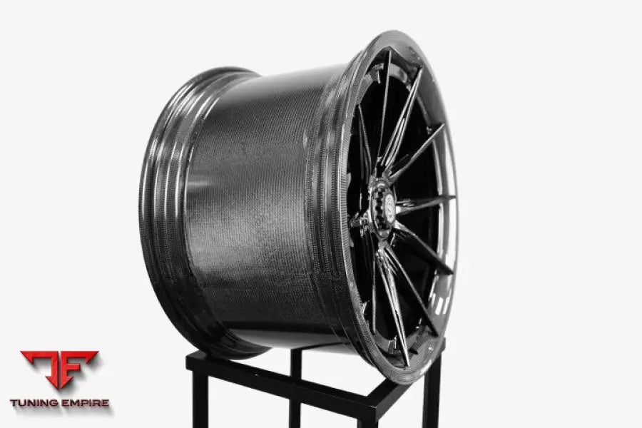 STRASSE SV10 CARBON