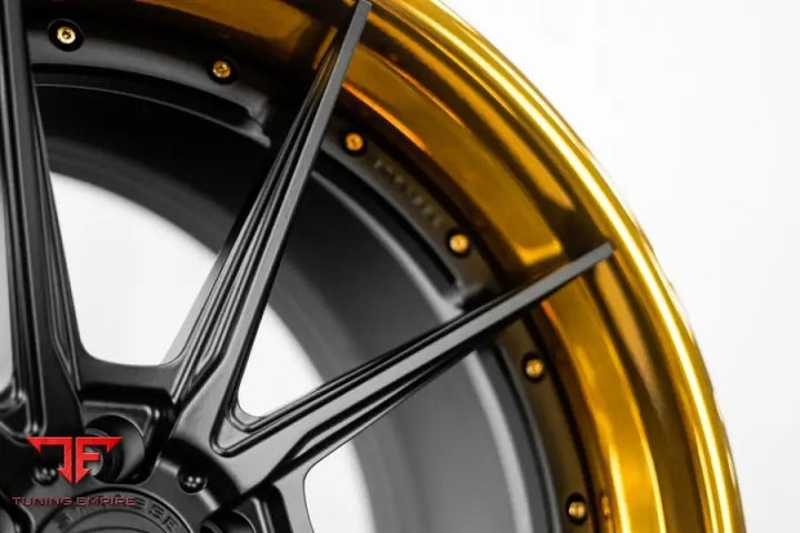STRASSE SV10 DEEP CONCAVE FORGED WHEELS