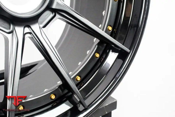 STRASSE SV10 DEEP CONCAVE FORGED WHEELS
