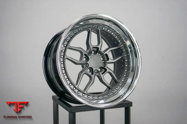 STRASSE SV4 COMPETITION CONCAVE FORGED WHEELS