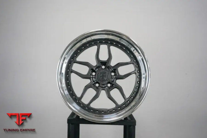STRASSE SV4 COMPETITION CONCAVE FORGED WHEELS