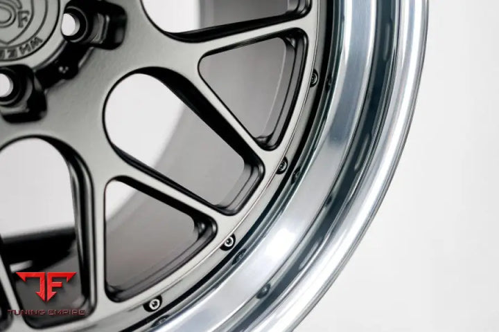 STRASSE SV8 TRACK FORGED WHEELS