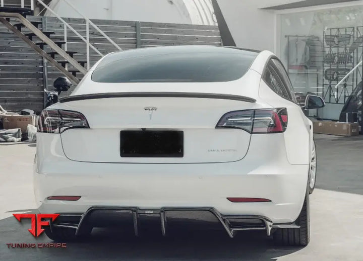 TESLA MODEL 3 CARBON PARTS