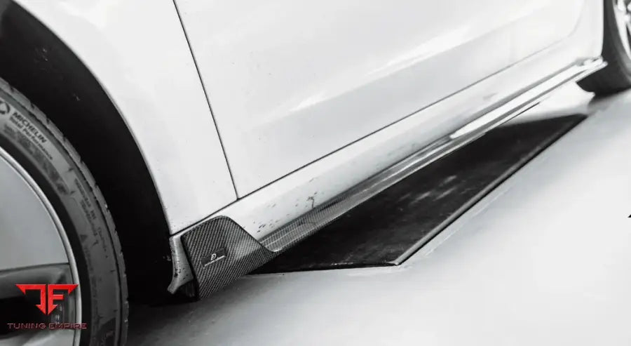 TESLA MODEL 3 CARBON PARTS