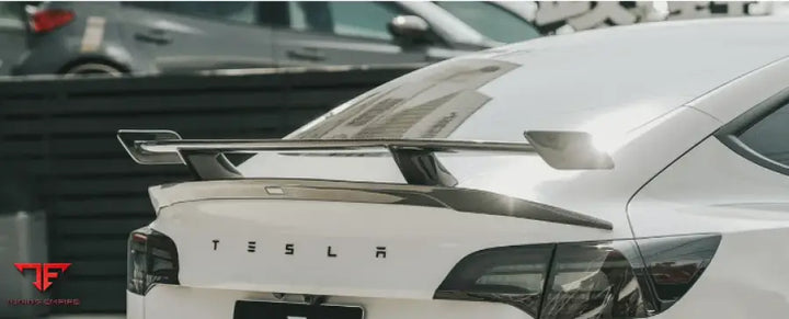 TESLA MODEL 3 CARBON PARTS