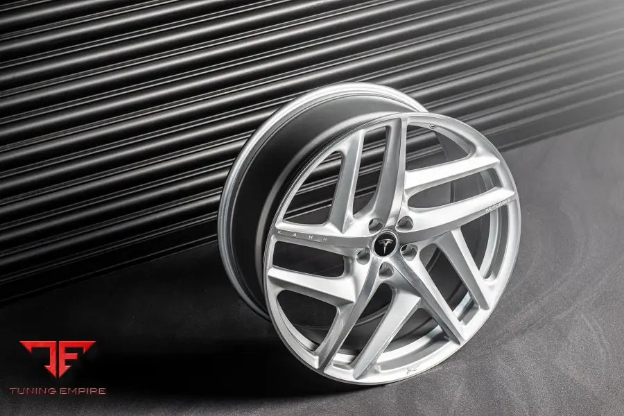 TESLA MODEL 3 KAHN FORGED WHEELS