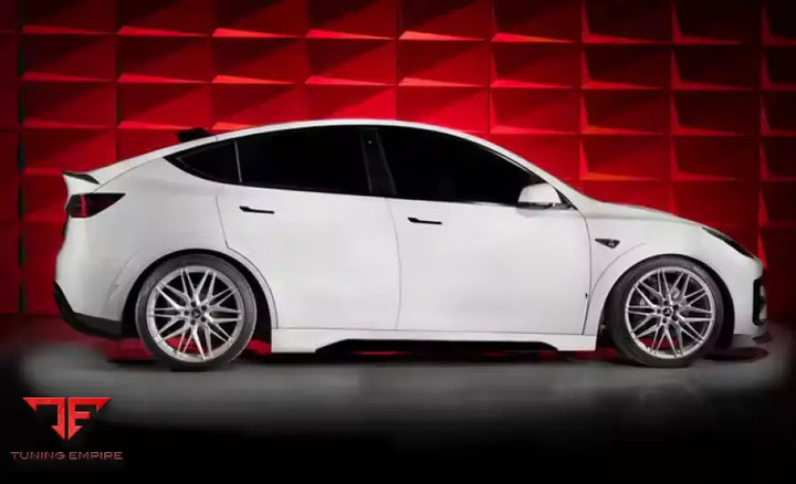 TESLA MODELO Y SD CARBON BODY KITS PARTS