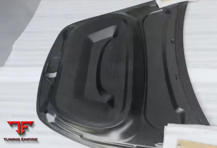 TESLA MODEL Y CARBON BODY KITS PARTS