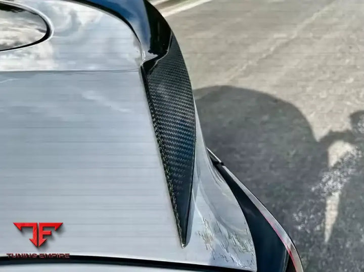 TESLA MODEL Y CARBON BODY KITS PARTS