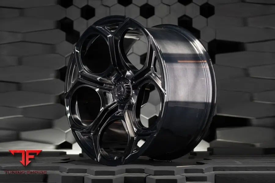 TOP CAR R’EVO WHEELS