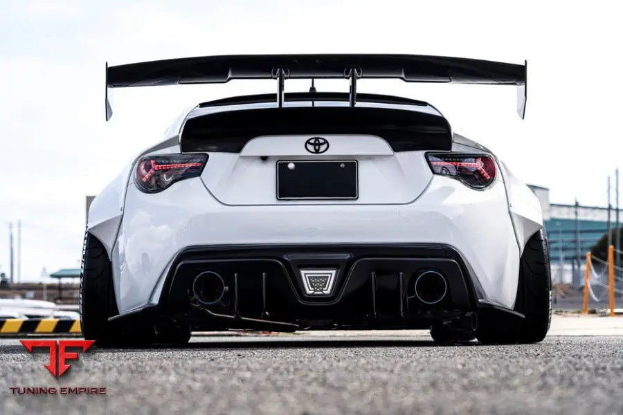 TOYOTA A86 ZN6 BODY KIT WITH WHEELS