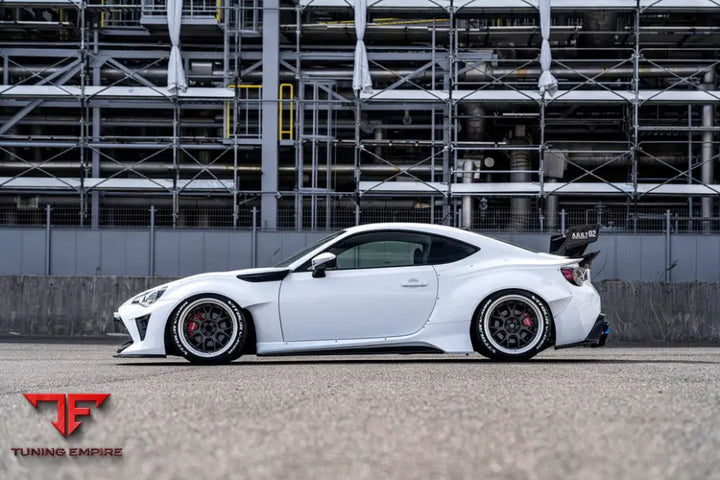 TOYOTA A86 ZN6 BODY KIT WITH WHEELS