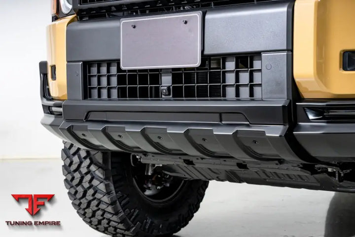 TOYOTA LAND CRUISER 250 YELLOW BODY KIT WITH WHEELS