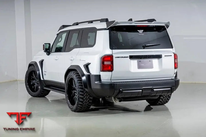 TOYOTA LAND CRUISER 250 BODY KIT WITH WHEELS