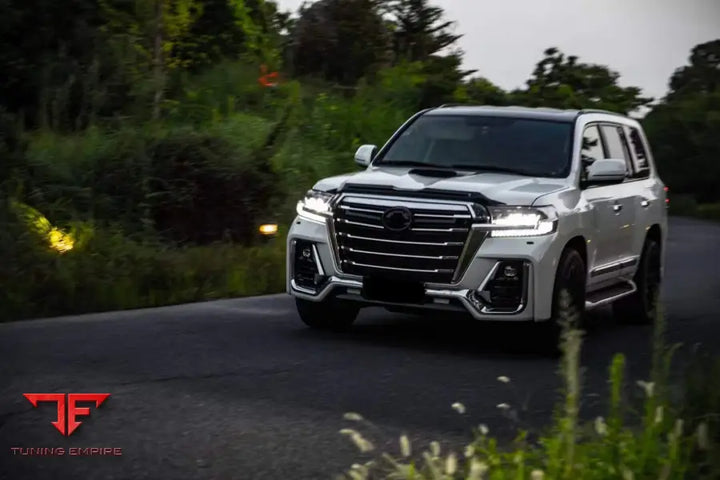 TOYOTA LAND CRUISER LC 200 2016-2020 70th Anniversary navigator edition BODY KIT