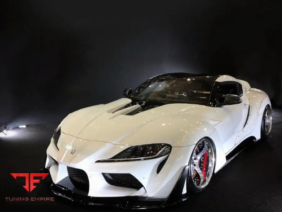 TOYOTA SUPRA A90 2019 + AUTHENTIC VEILSIDE VSF90R BODY KIT