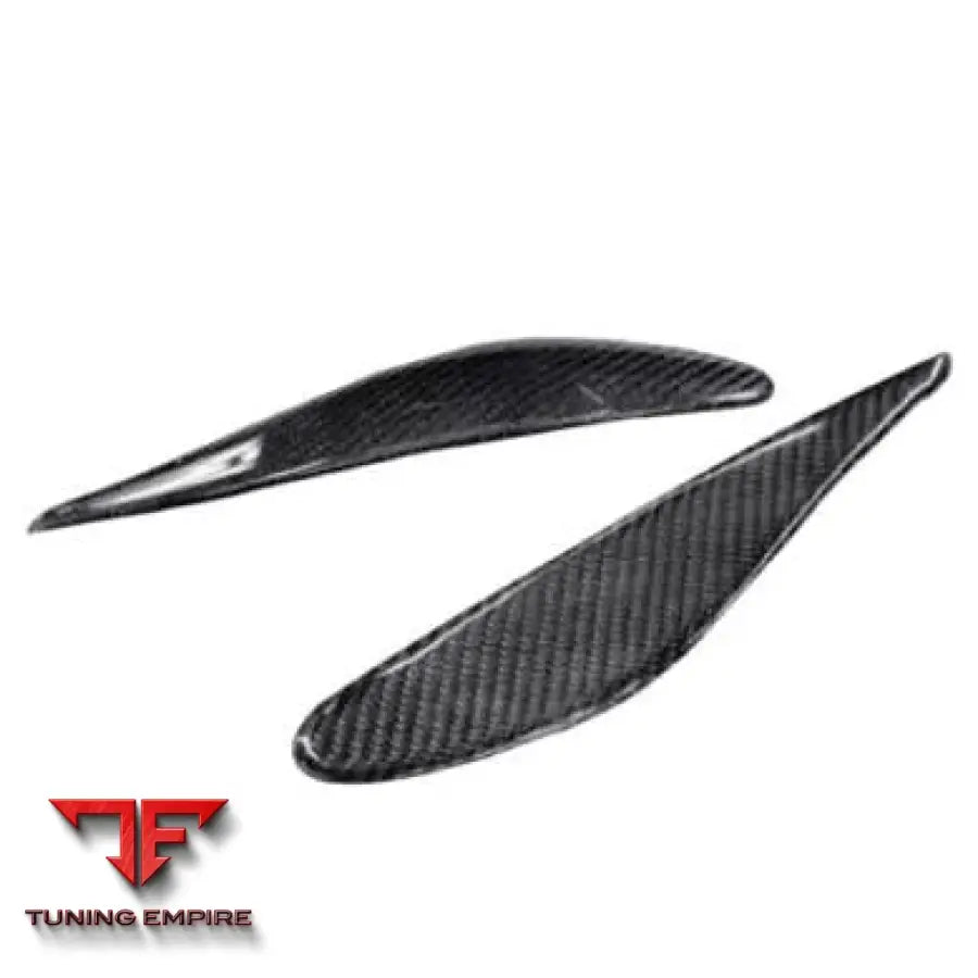 TOYOTA SUPRA A90 VRS STYLE CARBON BODY KIT