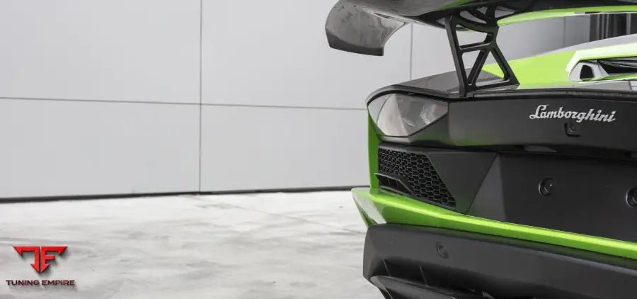 URBAN LAMBORGHINI AVENTADOR S