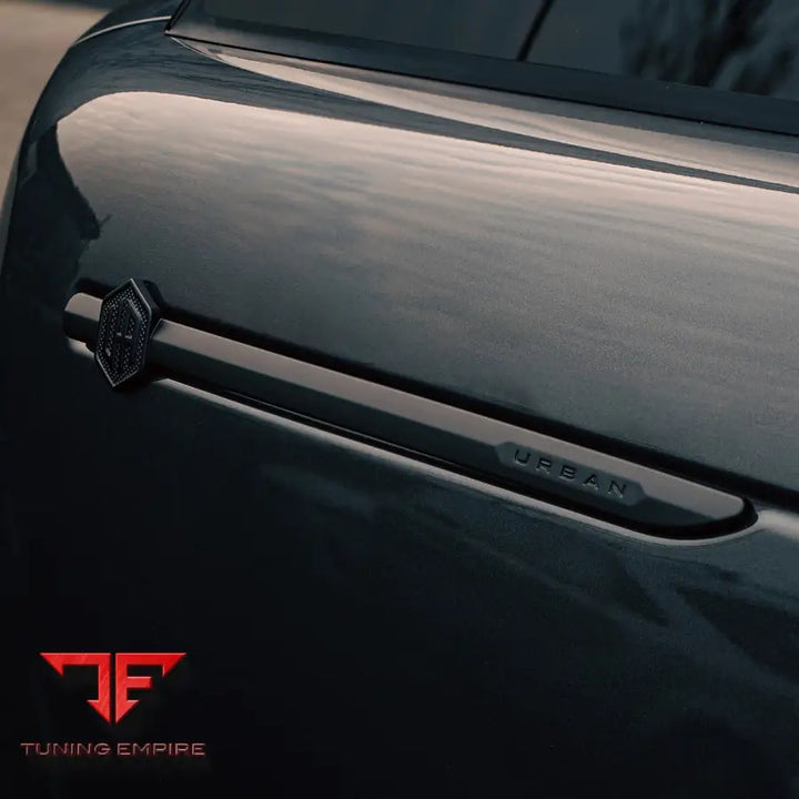 URBAN RANGE ROVER 2022 + 