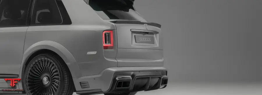 URBAN ROLLS-ROYC CULLINAN