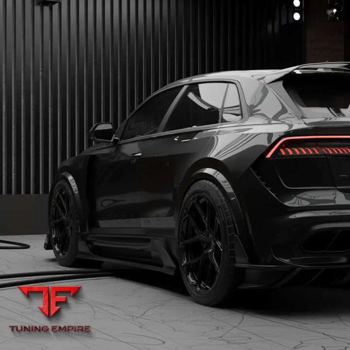 VENUUM AUDI RSQ8