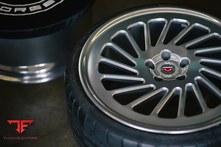 VOLKSWAGEN PASSAT FORGED WHEELS AND EXHAUST SYSTEM