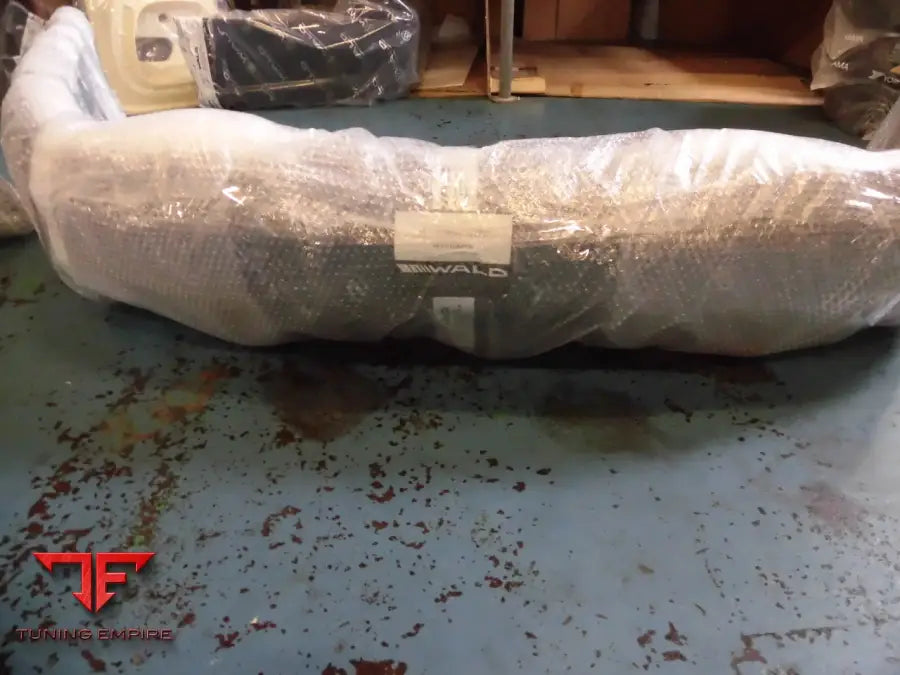 WALD ASTON MARTIN DB7 BODY KIT FOR 1995-2002