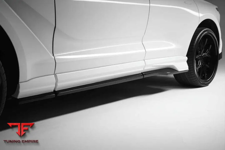 WALD ASTON MARTIN DBX